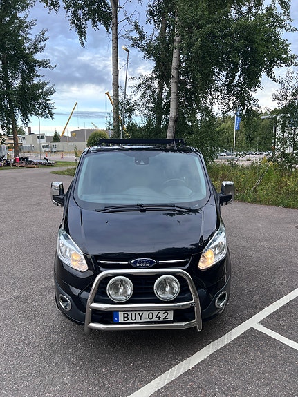 Ford Transit Custom 2 of 12
