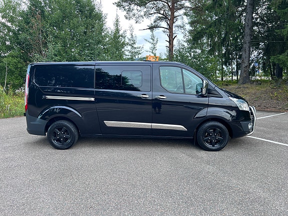 Ford Transit Custom 7 of 12