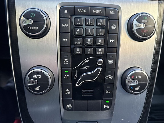 Volvo V40 24 of 26