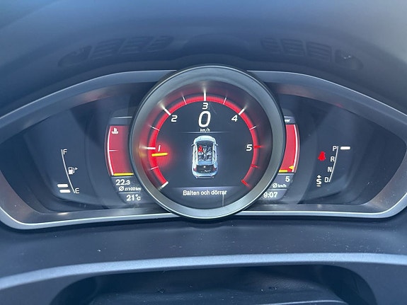 Volvo V40 14 of 26