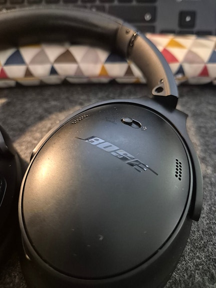 Bose QuietComfort image 2