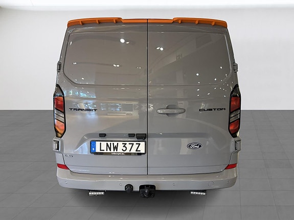 Ford Transit Custom 7 of 21