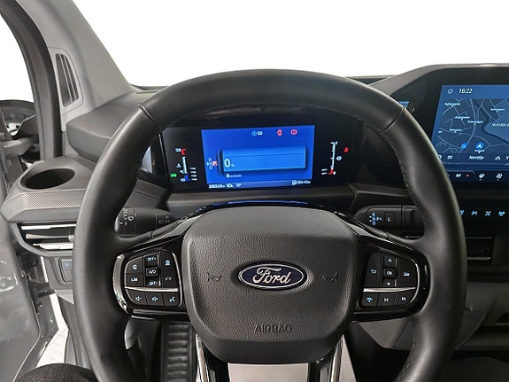 Ford Transit Custom 12 of 21
