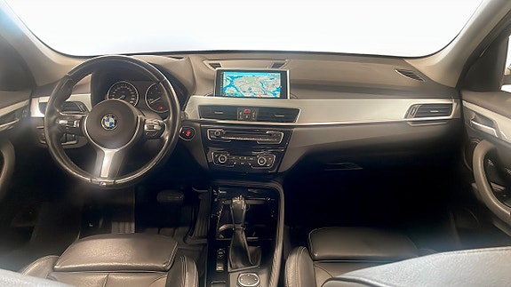 BMW X1 4 of 9