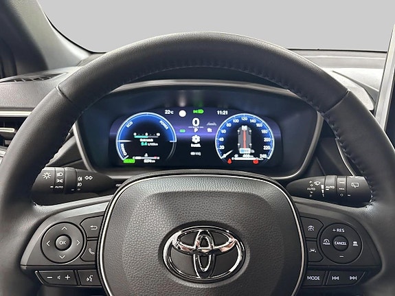 Toyota Corolla Cross 15 of 19