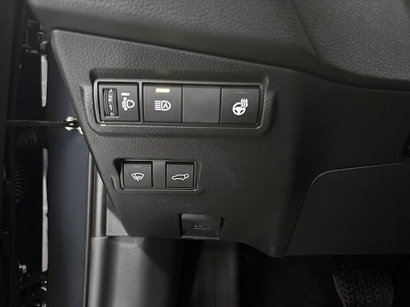 Toyota Corolla Cross 17 of 19