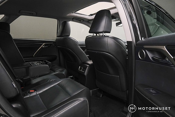 Lexus RX450h 11 of 26
