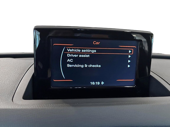 Audi Q3 13 of 13