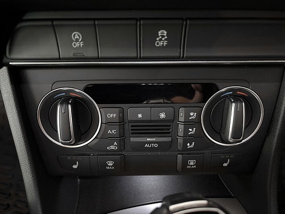 Audi Q3 11 of 13