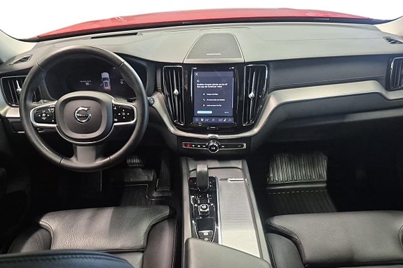 Volvo XC60 10 of 23