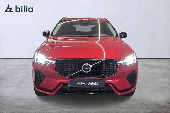 Volvo XC60 2 of 24