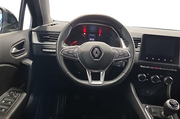 Renault Captur 11 of 21