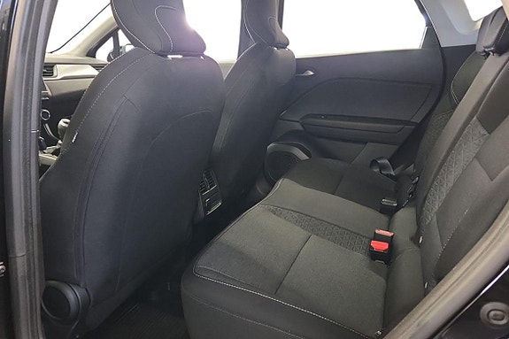 Renault Captur 13 of 21