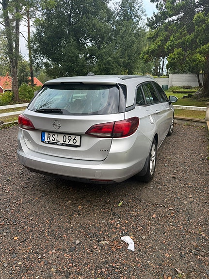 Opel Astra 3 of 5