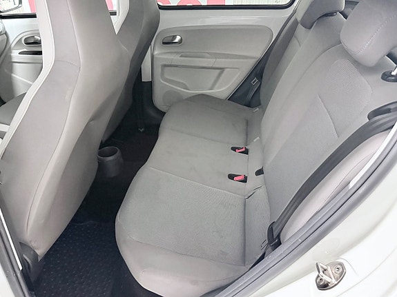 Volkswagen e-Up! 11 of 22