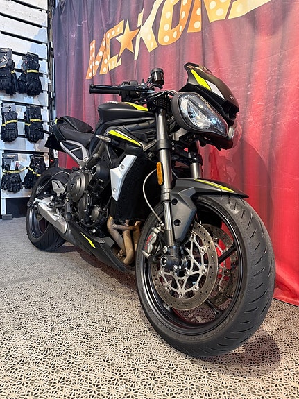 Triumph STREET TRIPLE 765 RS 6 of 17