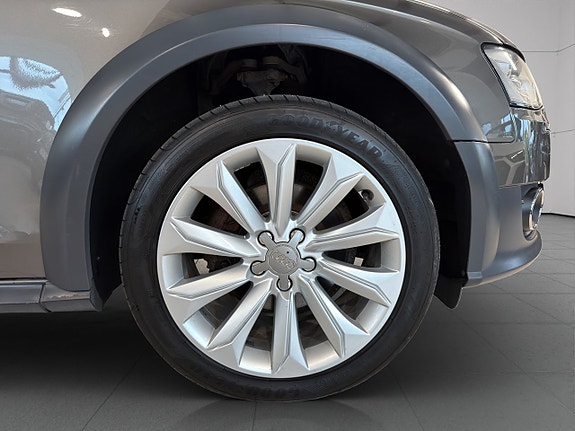 Audi A4 allroad 8 of 24