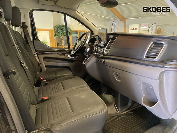 Ford Transit Custom 10 of 16