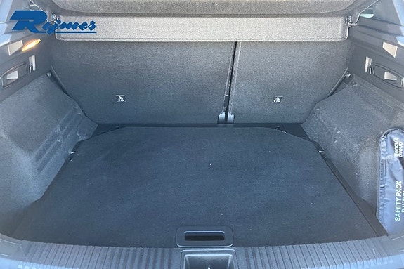 Renault Austral 15 of 20