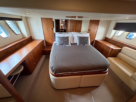 Sunseeker Predator 62 *SUPERSKICK *VIDEO 8 of 12