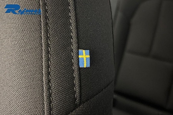 Volvo EX40 21 of 23