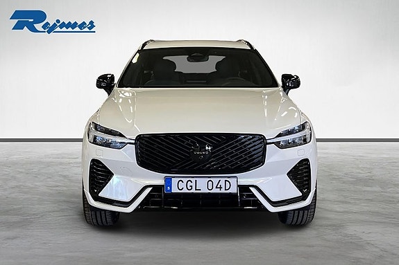 Volvo XC60 4 of 15
