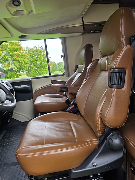 Bürstner Elegance i800 11 of 29