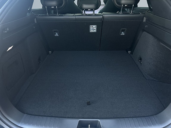 Mazda CX-6e 12 of 27