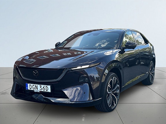 Mazda CX-6e 16 of 27