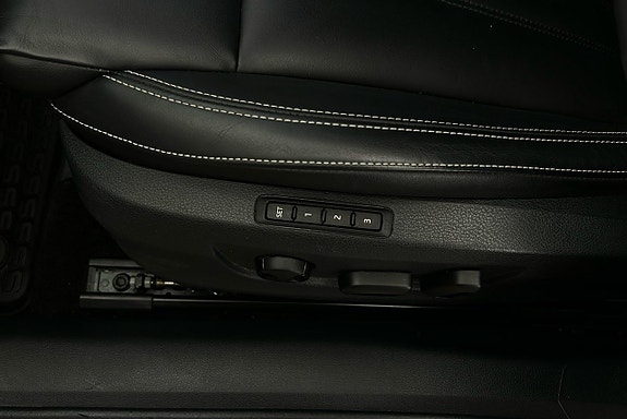Skoda Superb 18 of 27