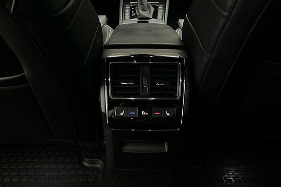 Skoda Superb 21 of 27