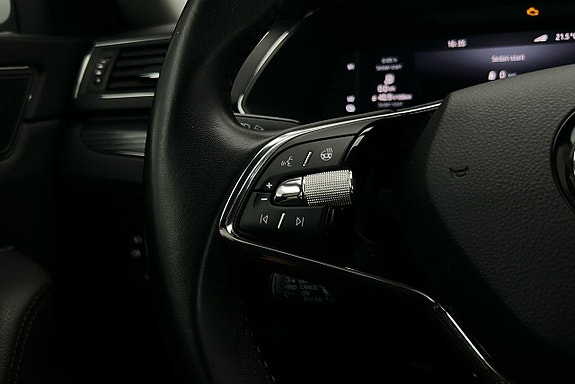 Skoda Superb 27 of 27