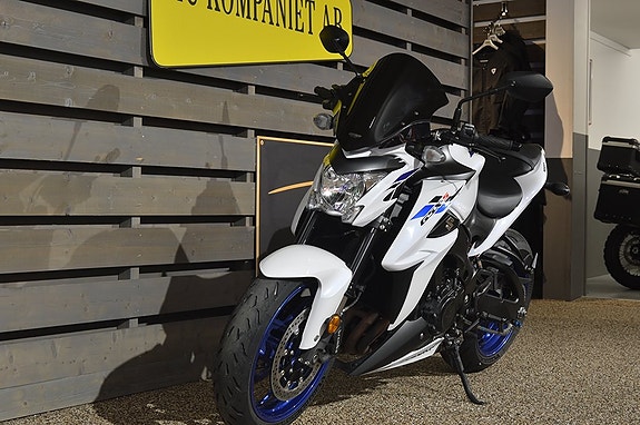 Suzuki GSX-S1000 5 of 7