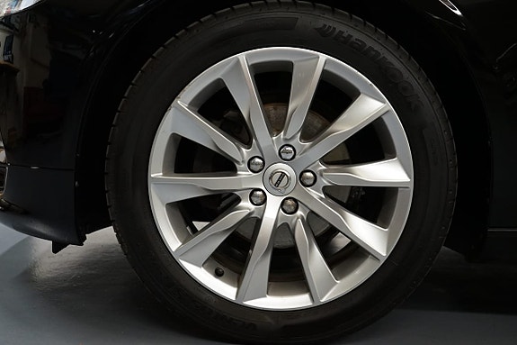 Volvo V90 16 of 16
