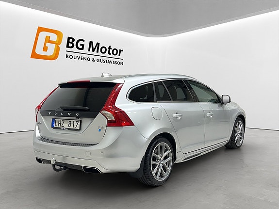 Volvo V60 4 of 21