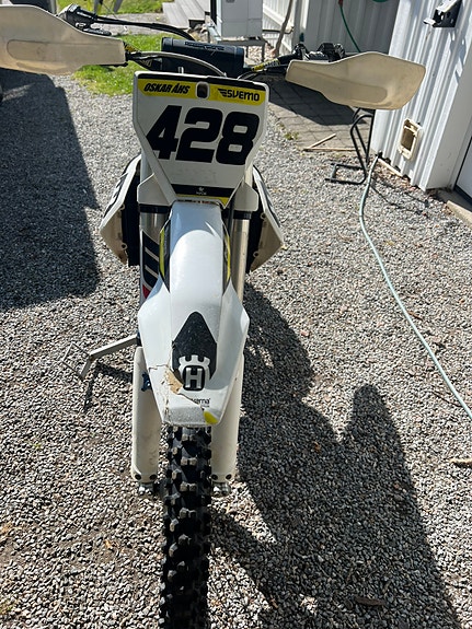 Husqvarna 3 of 5