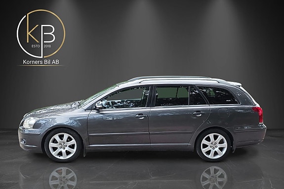 Toyota Avensis 5 of 11