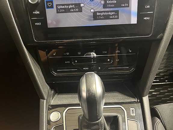Volkswagen Passat 20 of 22