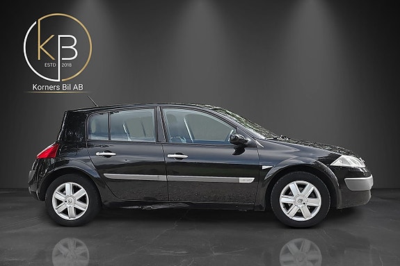 Renault Megane 2 of 11