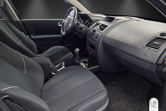 Renault Megane 10 of 11