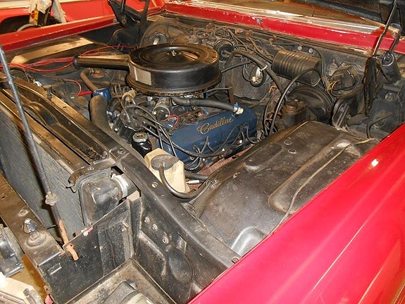 Cadillac Deville 18 of 23
