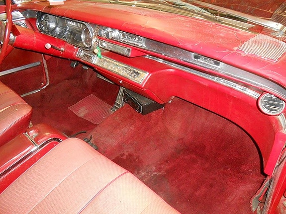 Cadillac Deville 13 of 23