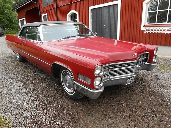 Cadillac Deville 3 of 23