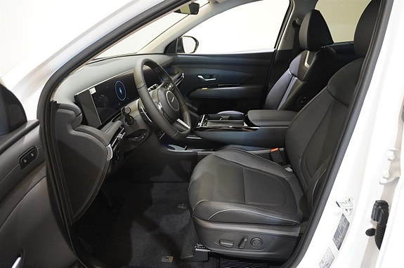 Hyundai Tucson 12 of 13