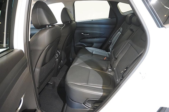 Hyundai Tucson 10 of 13