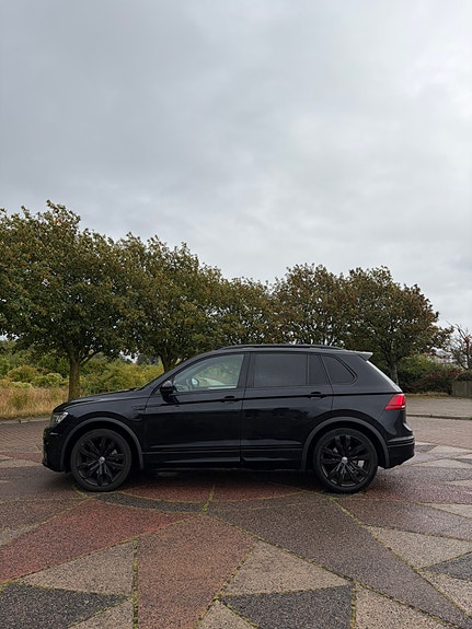 Volkswagen Tiguan 5 of 26