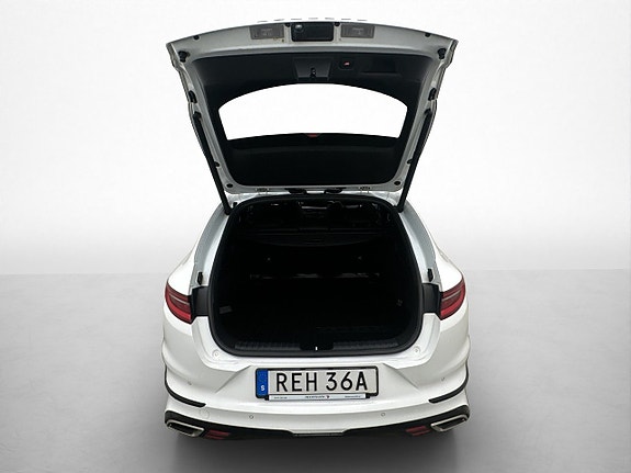 Kia ProCeed 8 of 30