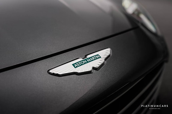 Aston Martin DB12 21 of 25