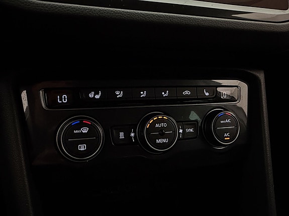 Volkswagen Tiguan 29 of 30