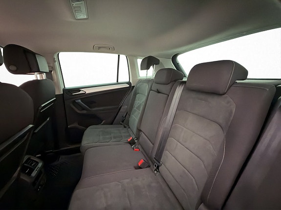 Volkswagen Tiguan 19 of 30